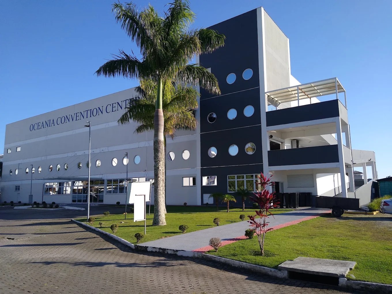 Oceania Convention Center
